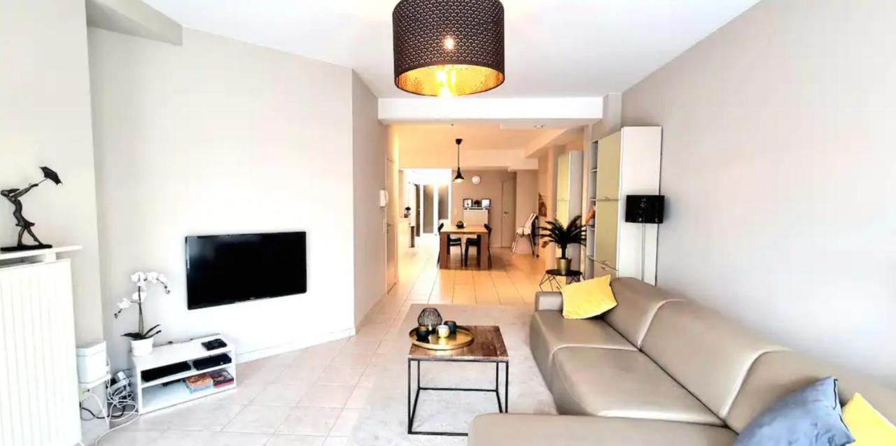 Familie Appartement Hartje Knokke Met Optie Parking Экстерьер фото