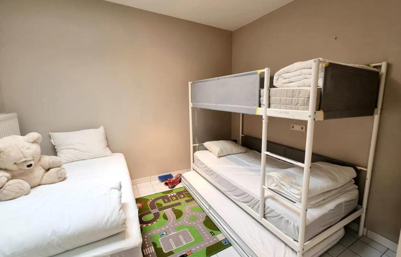 Familie Appartement Hartje Knokke Met Optie Parking Экстерьер фото