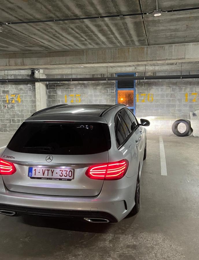 Familie Appartement Hartje Knokke Met Optie Parking Экстерьер фото